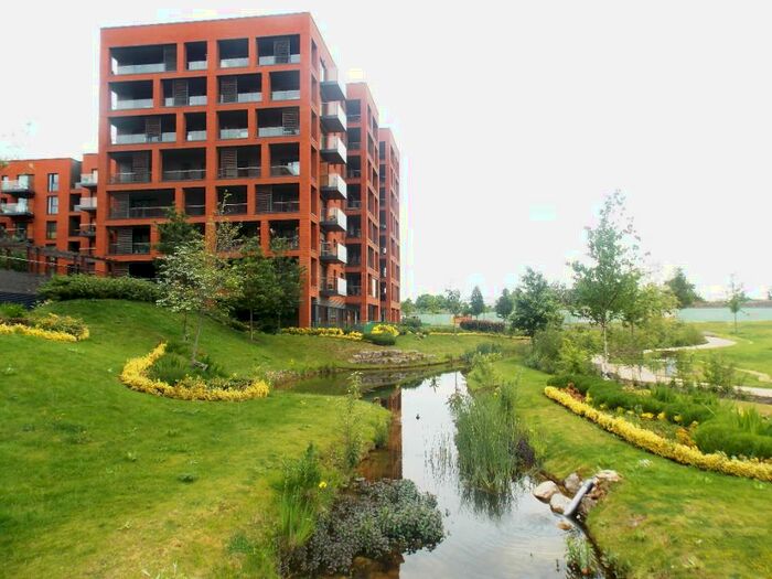 2 Bedroom Apartment To Rent In Tizzard Grove, London, SE3