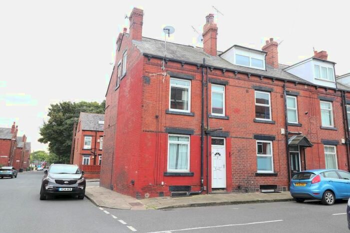 2 Bedroom End Of Terrace House To Rent In Warrels Place, Bramley, Leeds, LS13