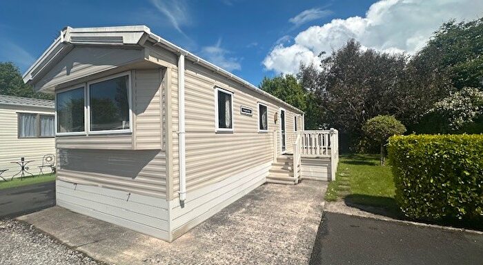 2 Bedroom Mobile/park Home For Sale In Gravel Lane, Banks, Southport, PR9