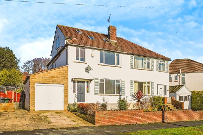 4 Bedroom Semi-Detached House For Sale In Valley Terrace, Leeds, LS17