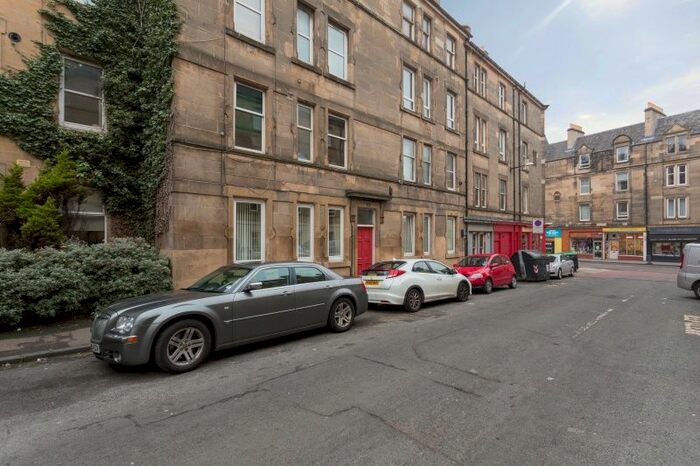 1 Bedroom Flat To Rent In Wardlaw Street, Gorgie, Edinburgh, EH11