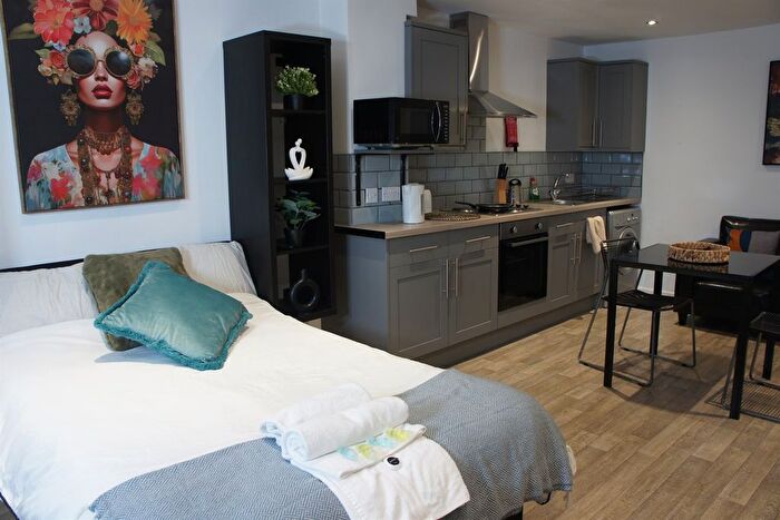 1 Bedroom Flat To Rent In North Sherwood Street, NG1