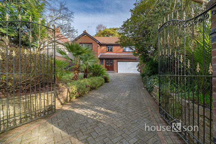 5 Bedroom Detached House For Sale In Queens Park Avenue, Bournemouth, BH8