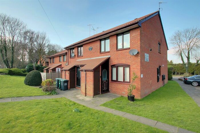 1 Bedroom Maisonette To Rent In Kingfisher Lure, Water Lane, Kings Langley, WD4