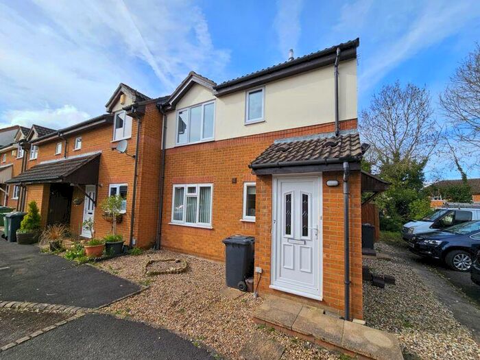 1 Bedroom Flat To Rent In Ellison Close, Gloucester, GL4