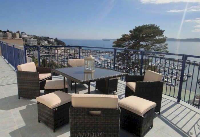 3 Bedroom Flat To Rent In Warren Road, Torquay, TQ2