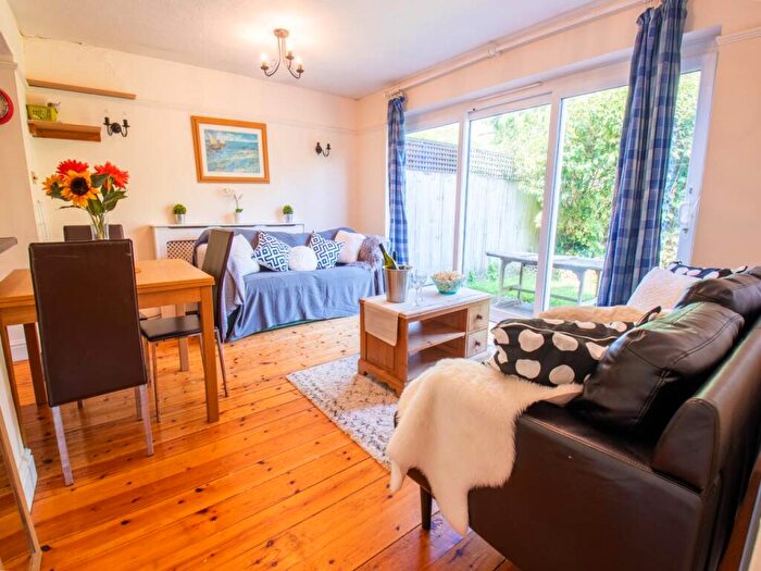 6 Bedroom House To Rent In Cherry Drive, Canterbury, Kent, CT2