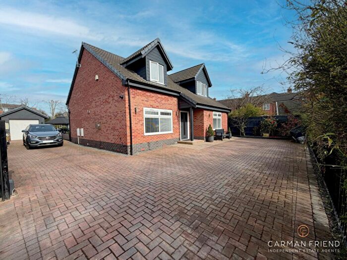 4 Bedroom Detached House For Sale In Lakeside Close, Upton, CH2