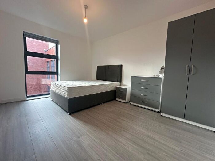 1 Bedroom Flat To Rent In Northwood Street, Birmingham, West Midlands, B3