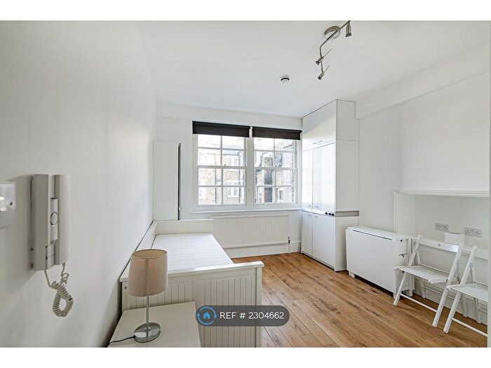 Studio To Rent In St John's Wood High Street, London, NW8