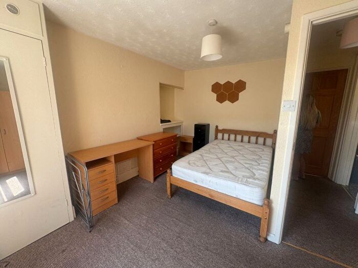 2 Bedroom Flat To Rent In Waterloo Street, Tf, Plymouth, PL4