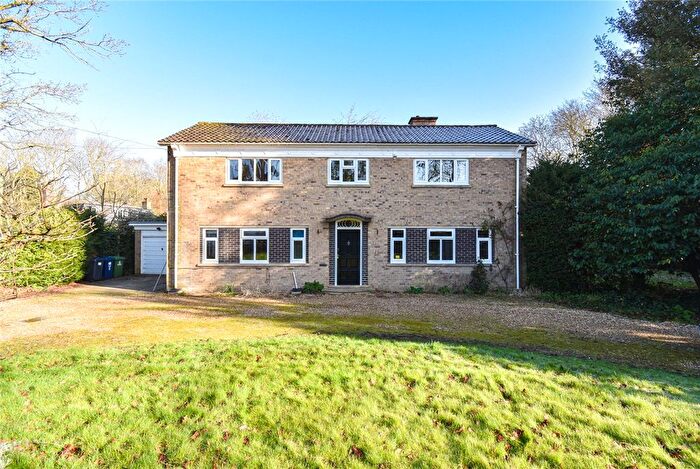 5 Bedroom Detached House To Rent In Common Lane, Hemingford Abbots, Huntingdon, Cambridgeshire, PE28