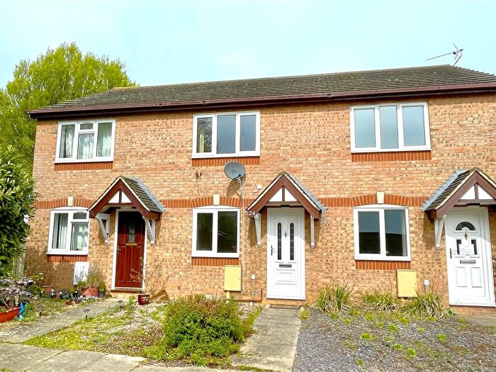 2 Bedroom Terraced House For Sale In Byron Way, Stamford, PE9