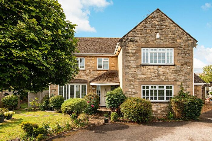 6 Bedroom Detached House For Sale In Snarlton Lane, Melksham, SN12
