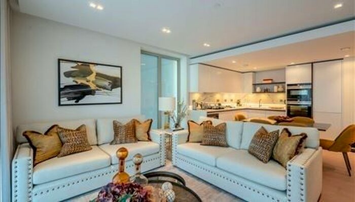 3 Bedroom Property To Rent In Edgware Road, London, W2