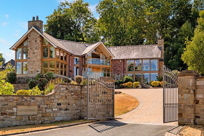 4 Bedroom Detached House For Sale In Marford, Wrexham, LL12