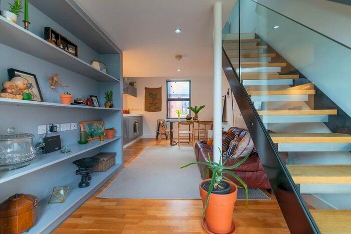 2 Bedroom Terraced House To Rent In Reservoir Street, Salford, M6