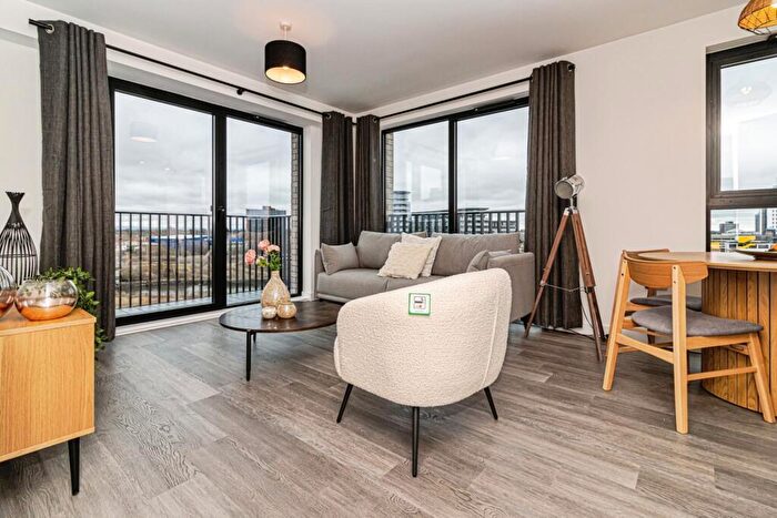 2 Bedroom Apartment To Rent In Ordsall Lane, Salford, M5