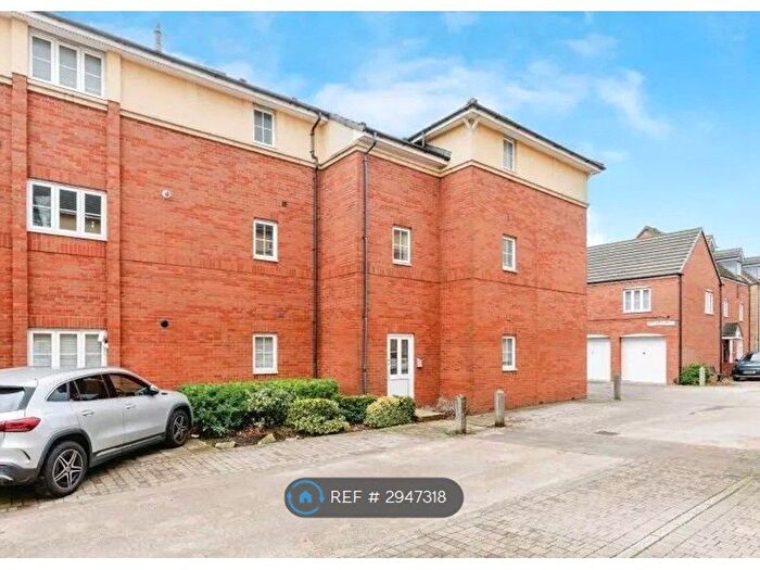 2 Bedroom Flat To Rent In Bradley Stoke, Bristol, BS32