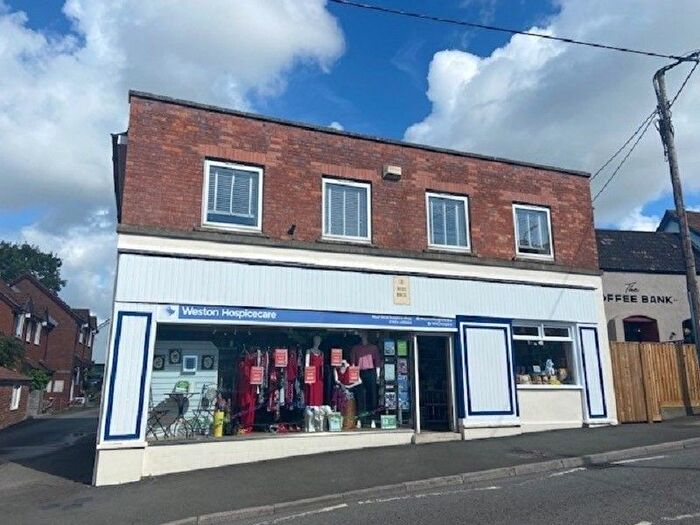 3 Bedroom Maisonette To Rent In Woodborough Road, Winscombe, North Somerset., BS25