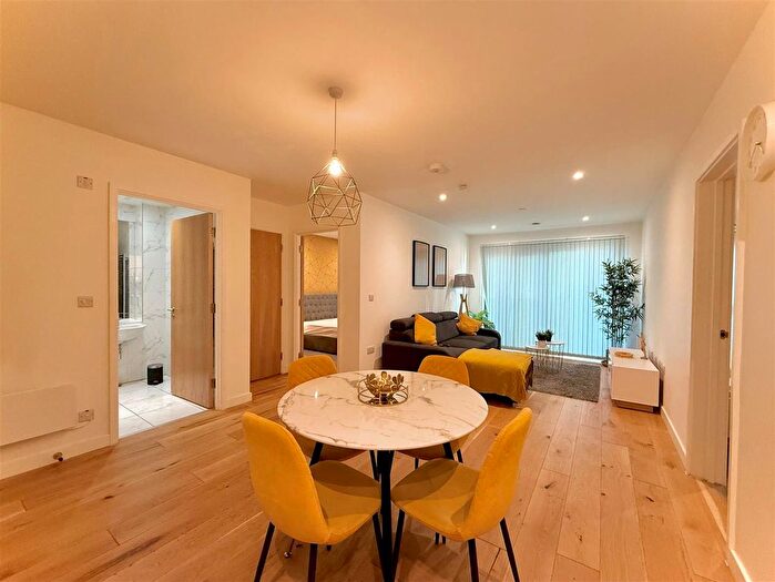 2 Bedroom Flat To Rent In Windmill Street, Birmingham, B1