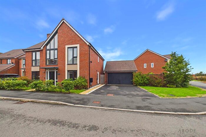 4 Bedroom Detached House For Sale In Sampson Avenue, Uttoxeter, Staffordshire, ST14