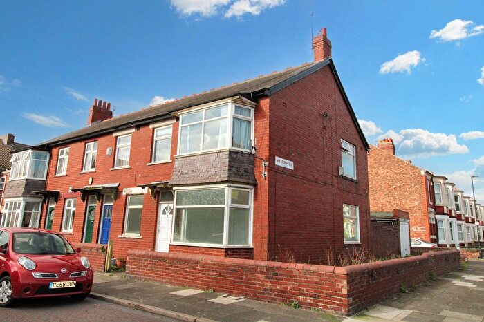 3 Bedroom Flat To Rent In Whitefield Terrace, Newcastle Upon Tyne, NE6