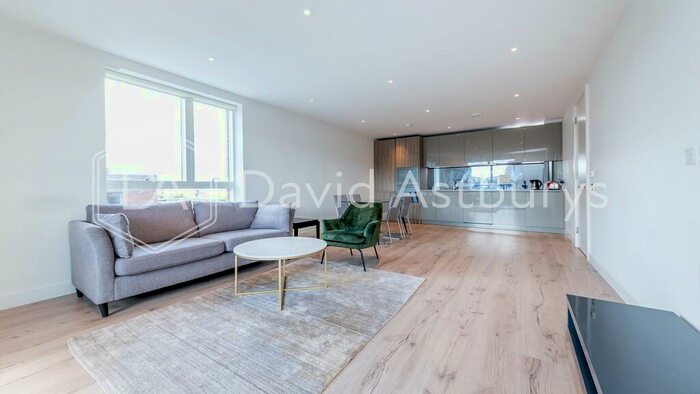 2 Bedroom Apartment To Rent In High Street, Hornsey, London, N8