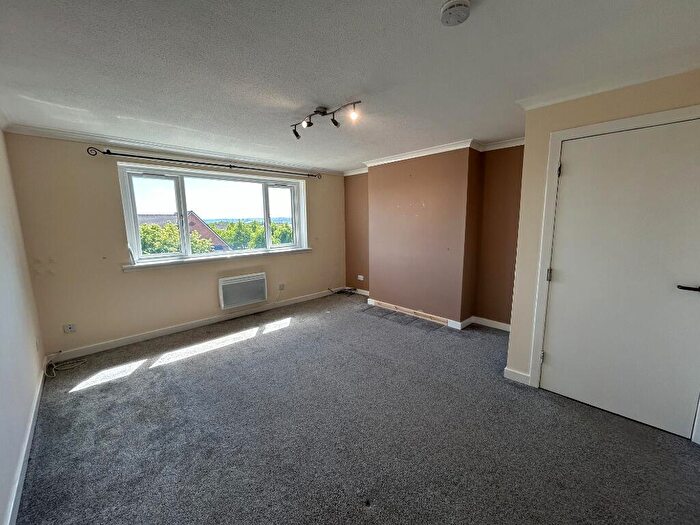 2 Bedroom Flat To Rent In Porchester Street, Glasgow, G33