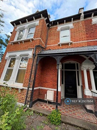 1 Bedroom Flat To Rent In South Croydon, London, CR2