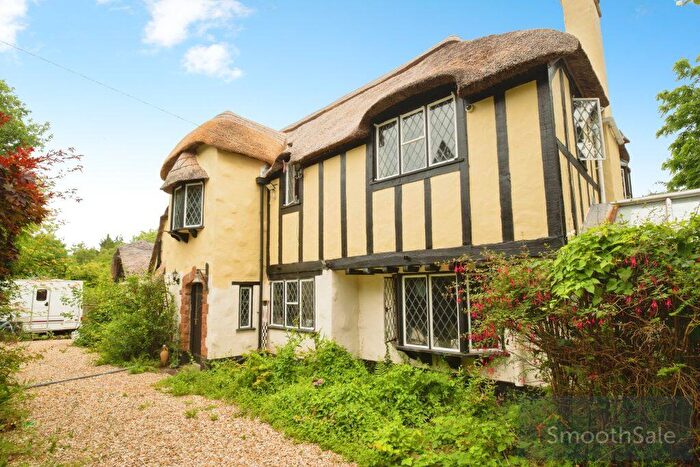 4 Bedroom Detached House For Sale In Llwynarthen House, Cardiff, CF3