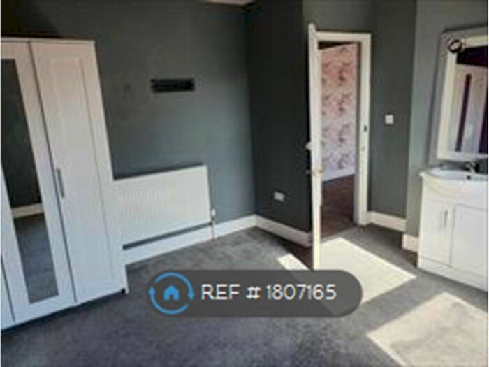 1 Bedroom Flat To Rent In Newcastle Street, Stoke-On-Trent, ST6
