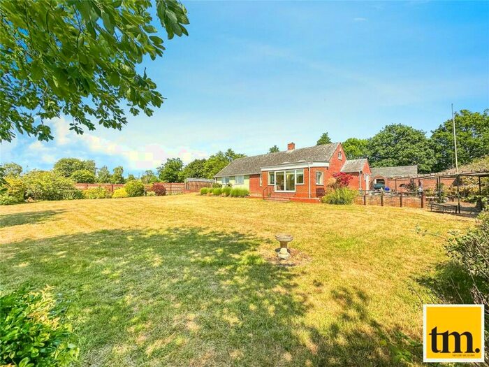 4 Bedroom Bungalow To Rent In Spring Gardens Road, Chappel, Colchester, Essex, CO6