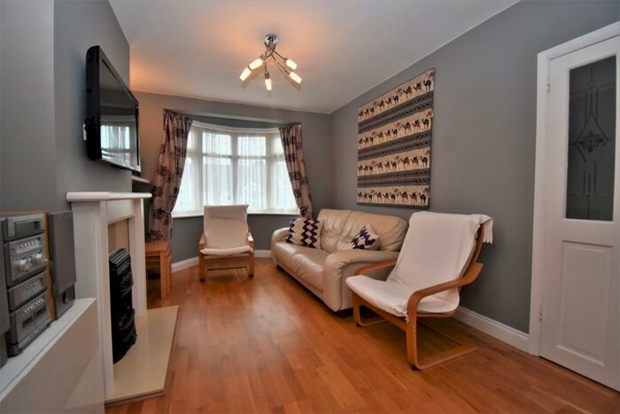 3 Bedroom Terraced House To Rent In Westmount Road Eltham, SE9