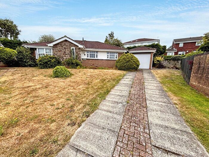 3 Bedroom Detached Bungalow For Sale In Laurel Way, Ryton, NE40
