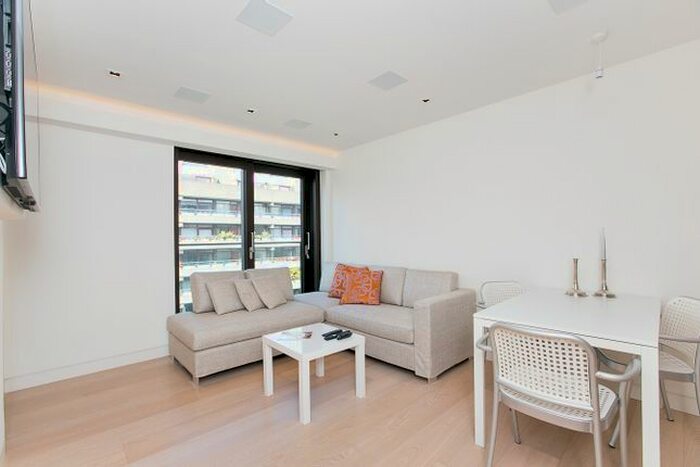 2 Bedroom Flat To Rent In Wood Street, City Of London, EC2Y