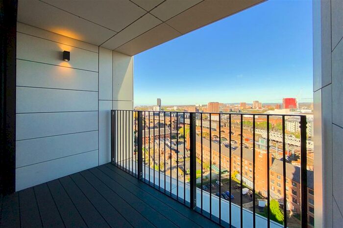 2 Bedroom Apartment For Sale In Castle Wharf, M15