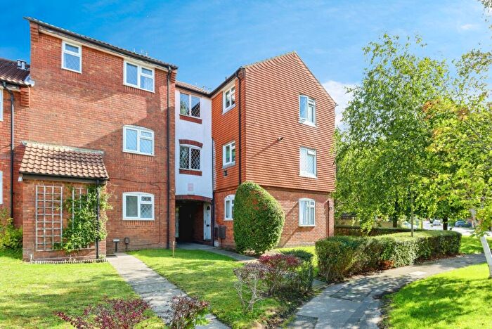 1 Bedroom Flat For Sale In Southbrook Close, Canford Heath, Poole, Dorset, BH17