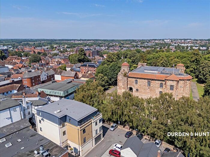 2 Bedroom Apartment To Rent In Castle Bailey, Colchester, CO1