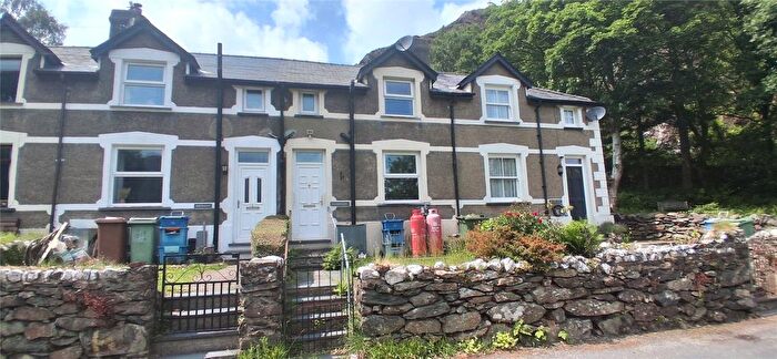 3 Bedroom Terraced House For Sale In Beddgelert, Caernarfon, Gwynedd, LL55