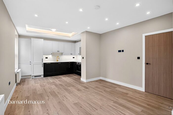 2 Bedroom Flat For Sale In Windmill Road, Croydon, CR0