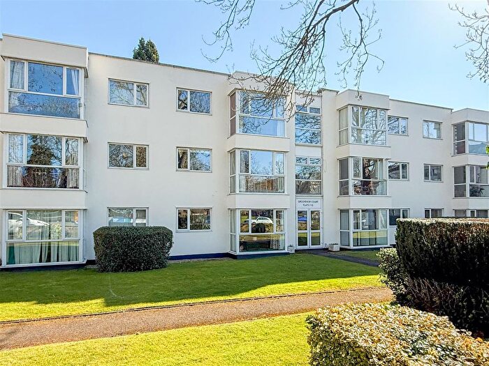 2 Bedroom Flat To Rent In Kenilworth Road, Leamington Spa, CV32