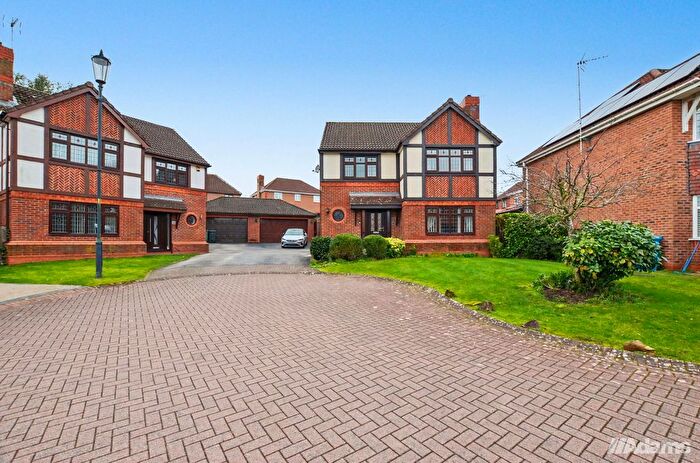 4 Bedroom Detached House For Sale In Fernwood, Norton, WA7