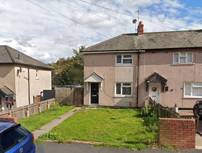 4 Bedroom Terraced House For Sale In And Willow Road, Dudley, West Midlands, DY1