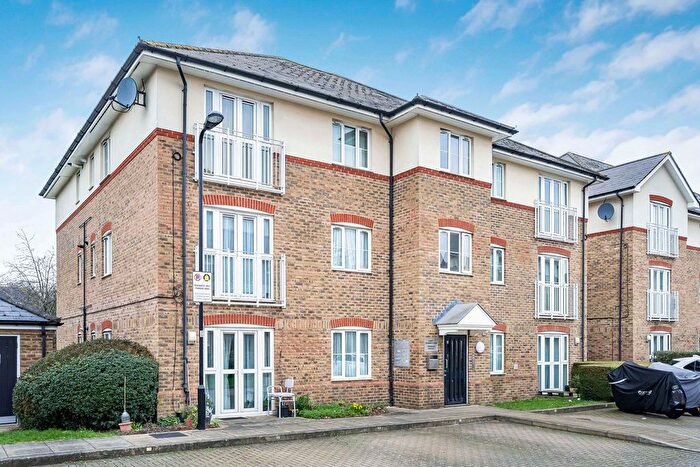 1 Bedroom Flat To Rent In Periwood Crescent, Perivale, Greenford, UB6