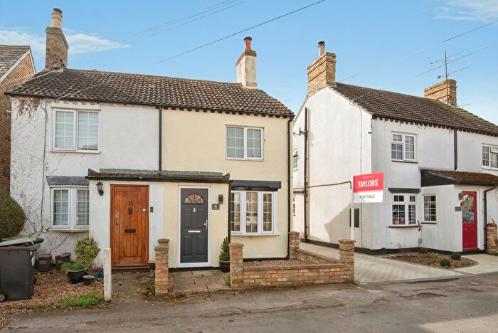 2 Bedroom Semi-Detached House For Sale In Fakeswell Lane, Lower Stondon, Henlow, Bedfordshire, SG16