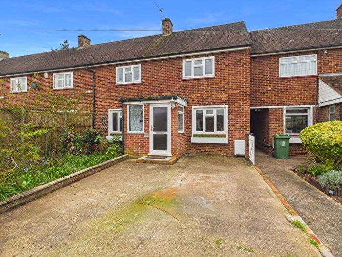 3 Bedroom Terraced House To Rent In Kingsbury Drive, Old Windsor, Berkshire, SL4