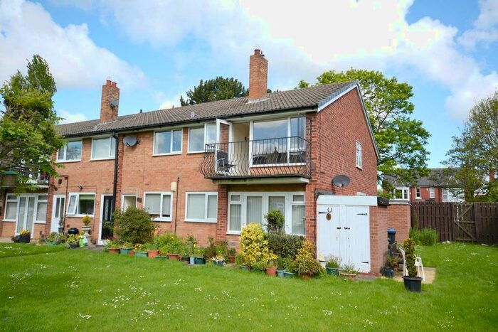 2 Bedroom Flat To Rent In Oriel Close, Middlesbrough, TS5