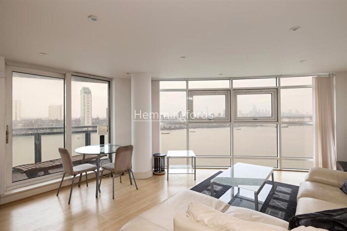 1 Bedroom Apartment To Rent In Orion Point, Canary Wharf, E14
