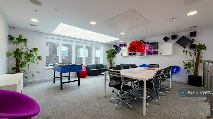 Studio To Rent In Middle Street, Southsea, PO5